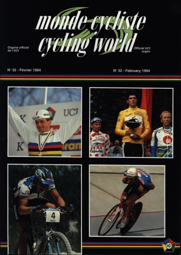 Plakat für die Zeitschrift Monde Cycliste Cycling World (Februar 1994), das vier Helme tragende Radfahrer auf Fahrrädern zeigt, mit dem Zeitschriftennamen oben.