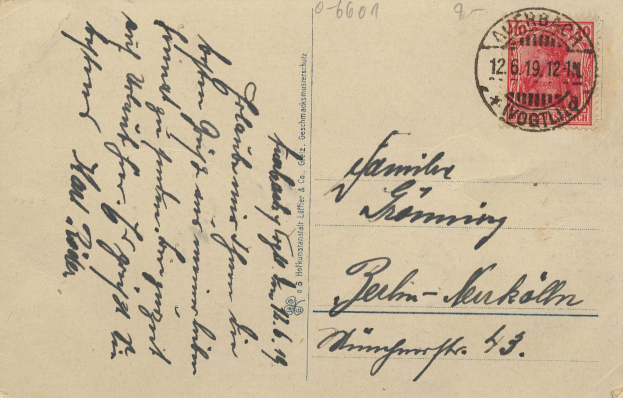 Alter deutscher Postkartenumschlag mit rotem Stempel, der den gedruckten Text "Gesimnacks & Co. & Co." zeigt